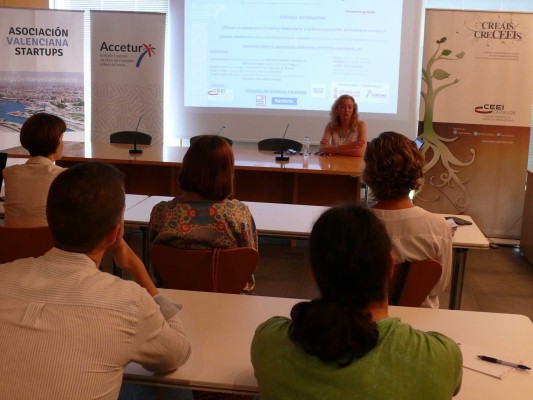 En marcha un plan para ayudar a emprendedores del sector turístico a dar viabilidad a sus negocios