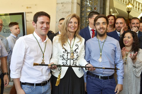 Amparo Marco toma el mando de un nuevo gobierno en coalición con el PSPV en cabeza