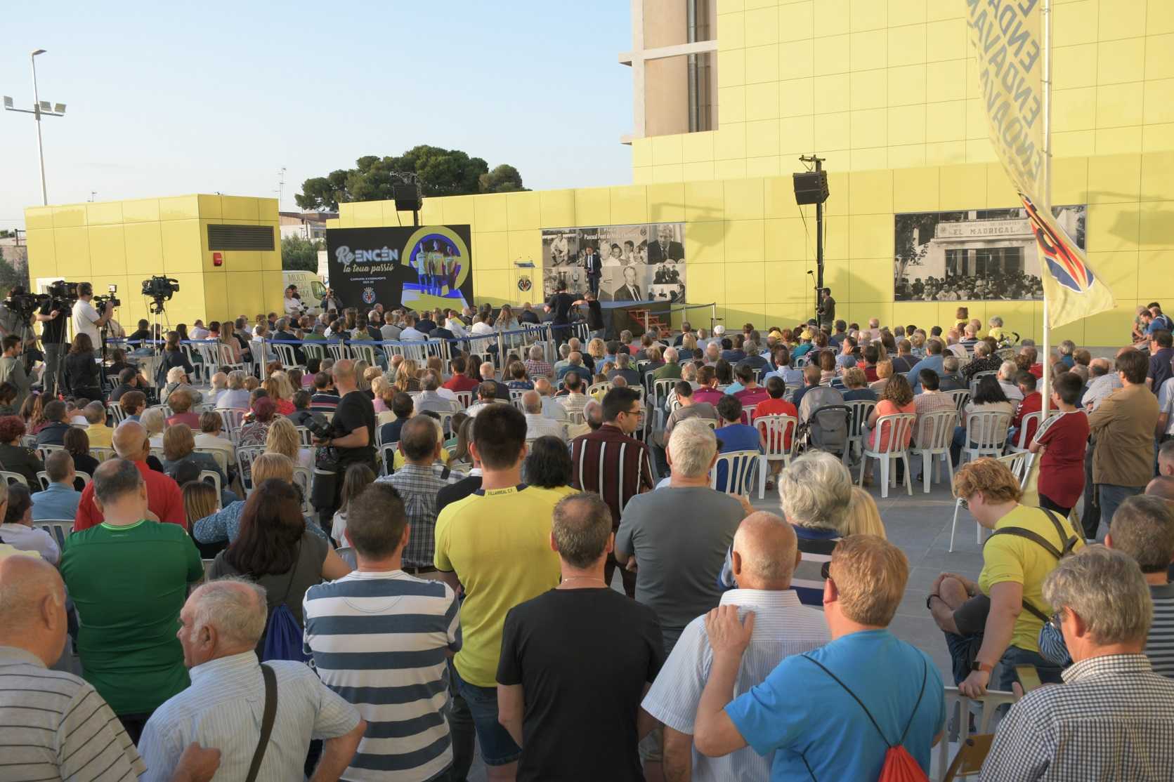 Vila-real estrena su plaza Pascual Font de Mora, tributo a quien gestó el milagro deportivo amarillo