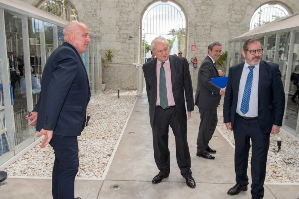 La mayor conectividad con Marruecos abre a las empresas de Alicante un mercado que crece al 4% 