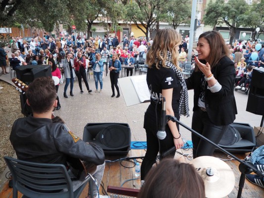 Tormo (PP) reúne a 300 vecinos en
un 'tardeo' para 