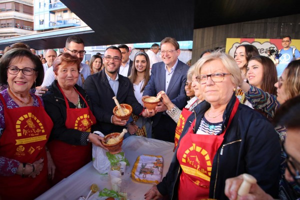 Vila-real estrena masivamente su primera Xulla de interés turístico provincial