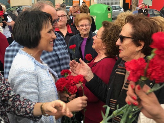 Galí presenta sus 100 propuestas para Almassora tras anunciarse la firma del derribo del Grupo B 