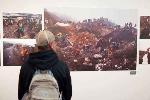 El festival Imaginaria trasllada la crítica a la fotografia de la mà de més de 150 autors
