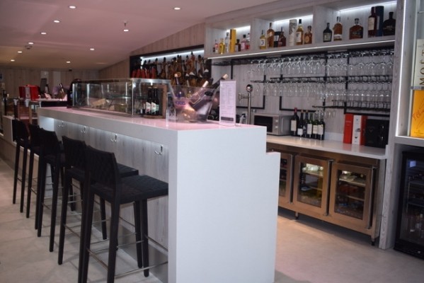 El Corte Inglés renueva sus Clubs del Gourmet en Valencia con la apertura de un Gastrobar