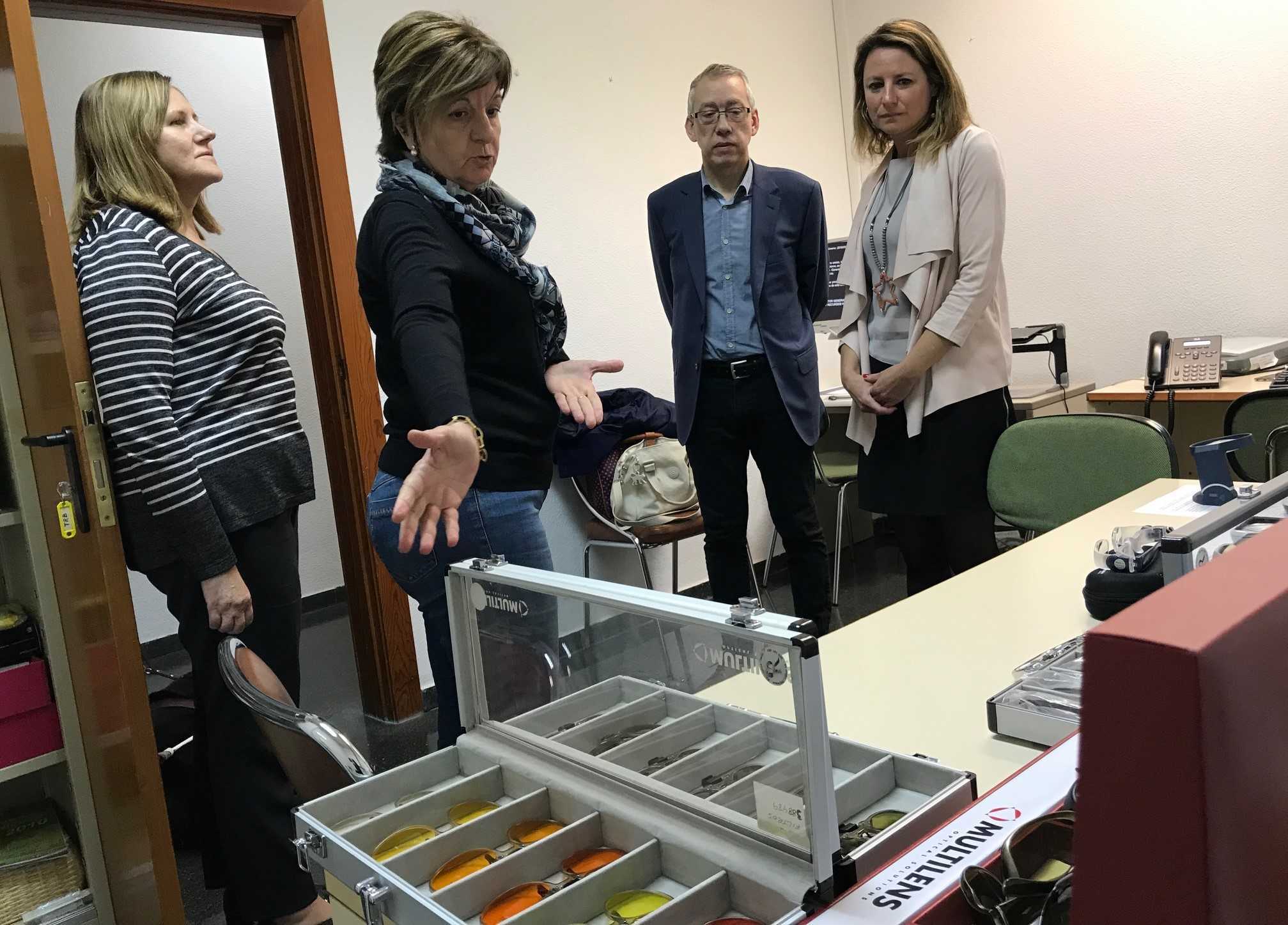 Carrasco promete hacer de Castelló una ciudad accesible y sin barreras tras reunirse con la ONCE 