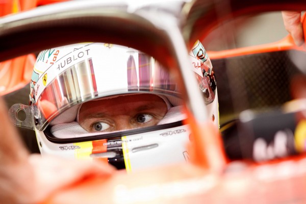 Vettel y Ferrari dominan los ensayos en el desierto de Baréin