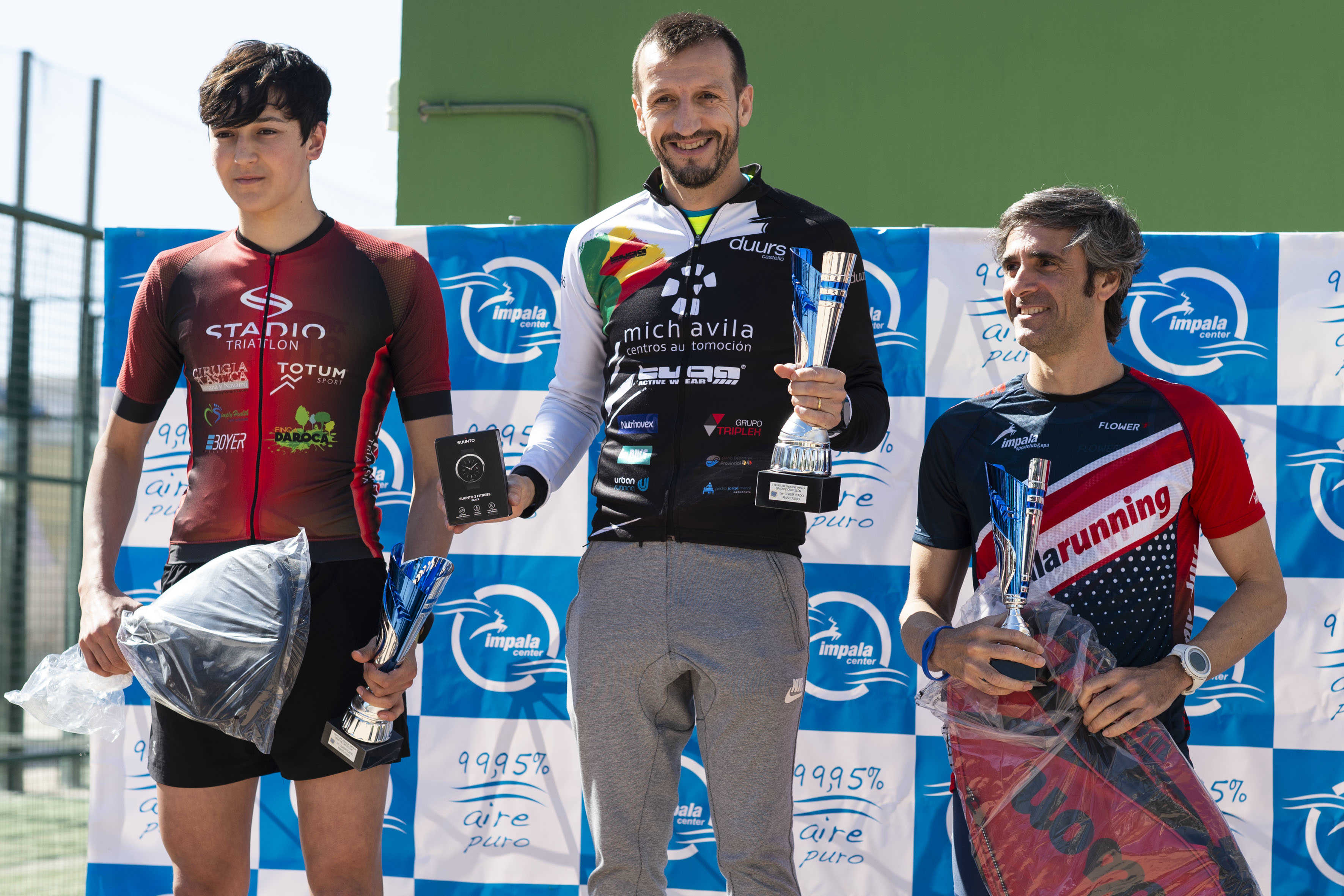 Belles y González ganan el Triatlón Indoor Grao de Castelló, primera prueba federada en la Comunitat