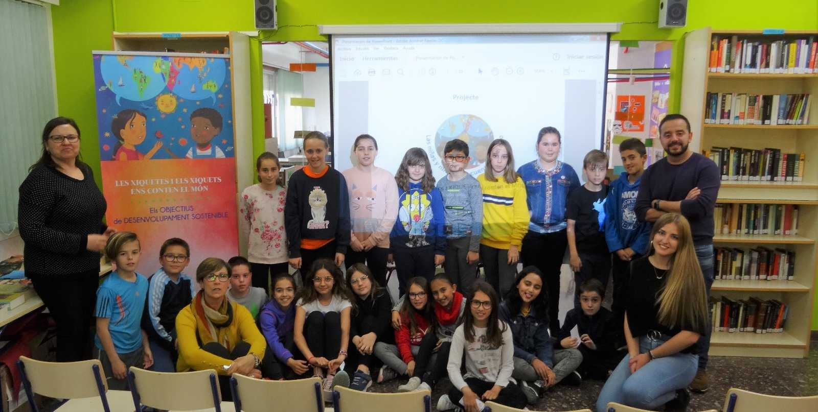 El Rosario Pérez de la Vall emprende un proyecto que fomenta valores cívicos en el entorno global