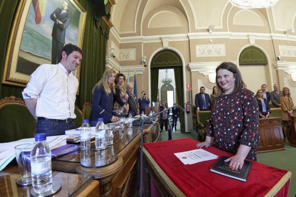 Monica Barabas ya es concejala de Castellón en sustitución de Antonio Lorenzo