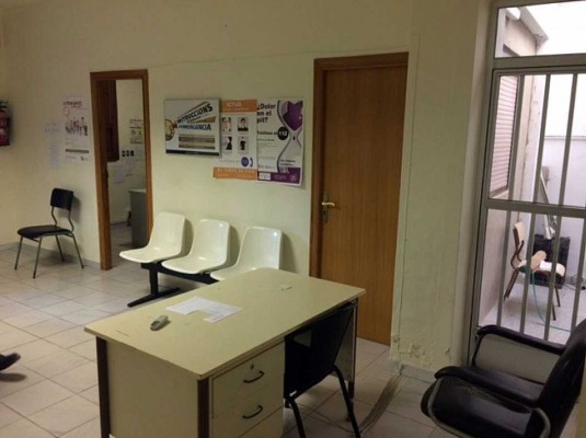 Xilxes agiliza los trámites para mejorar el consultorio médico de
la playa antes del verano