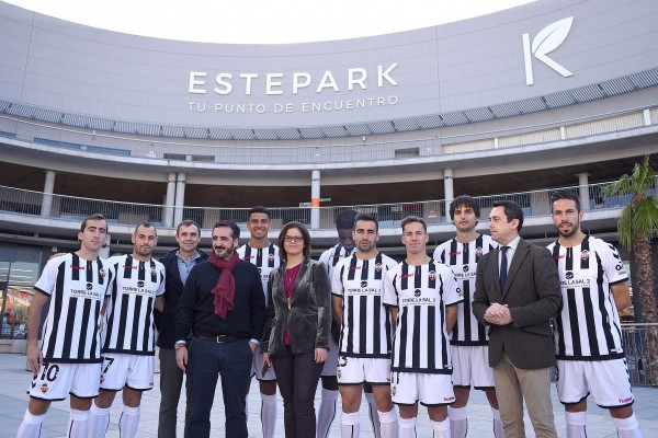 El Castellón presenta a sus ocho refuerzos de invierno con los que buscará la permanencia