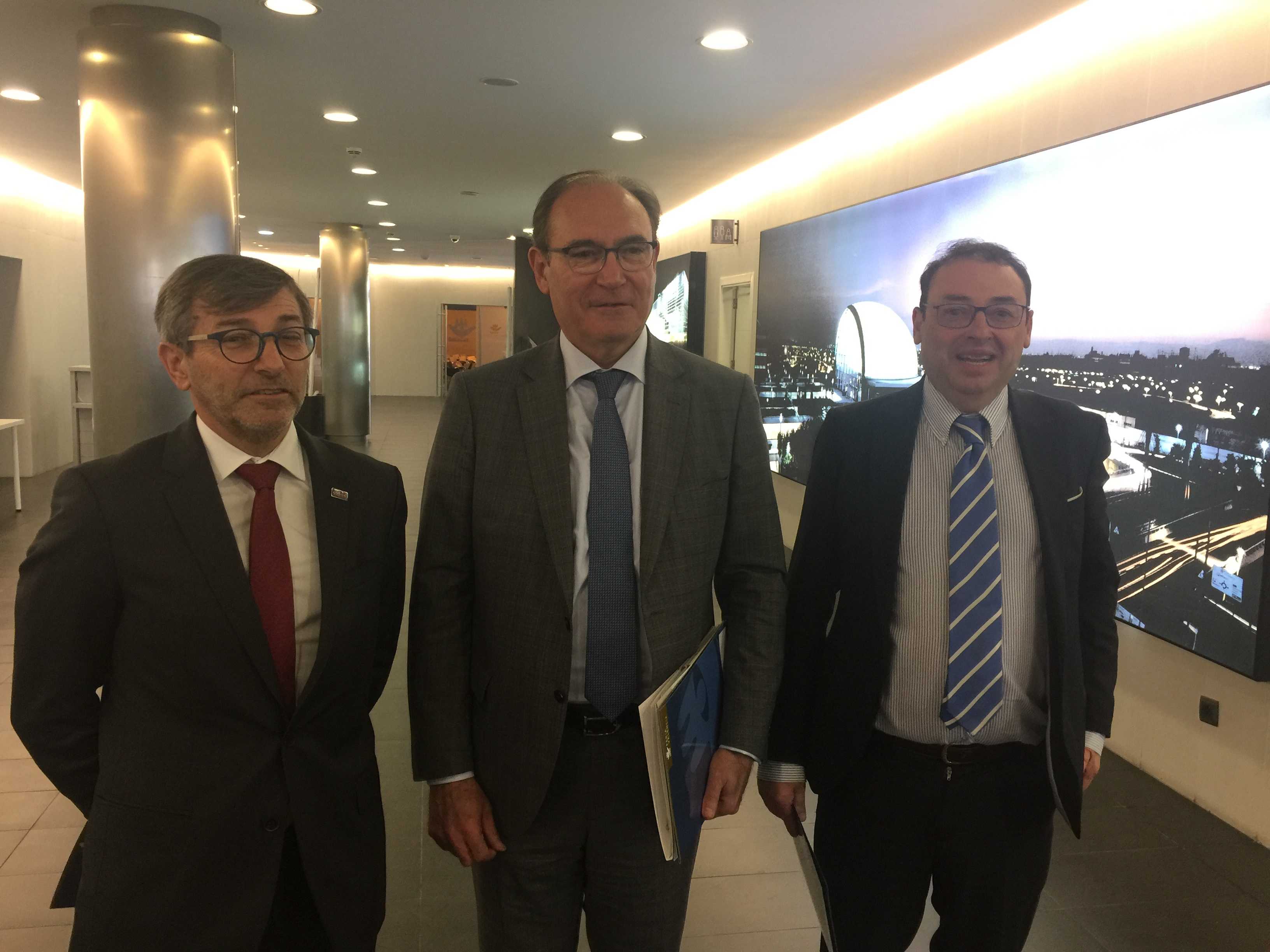 El Gobierno asume las prioridades de la cerámica y buscará fórmulas que permitan abaratar la energía