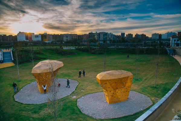 El Parque Central tendrá un nuevo convenio que sustituirá al de 2003