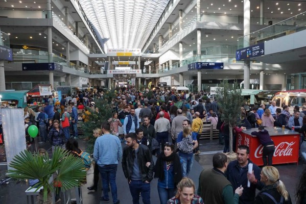 La Feria del Automóvil llega a su ecuador cumpliendo las expectativas de ventas
