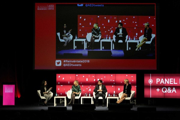 Directivos valencianos debaten en Reinvéntate 2018 sobre los cambios tecnológicos y sociales en las empresas