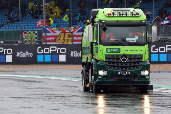 No habrá carrera de MotoGP el lunes, en decisión dividida


