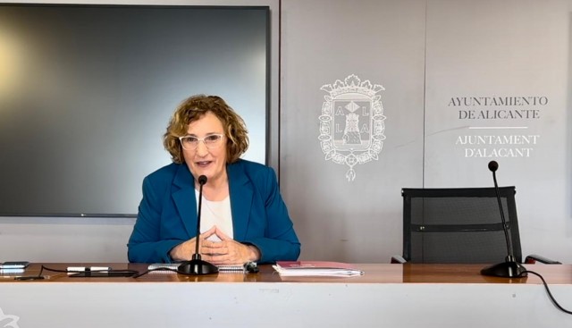 El PSOE de Alicante alerta de subida de precios de la ORA y de inundabilidad en el depósito municipal
