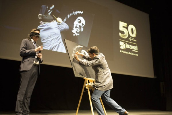 Pinturas Isaval celebra 50 años de éxito pintando juntos