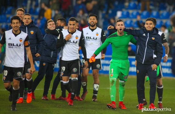 En semifinales con mucho sufrimiento