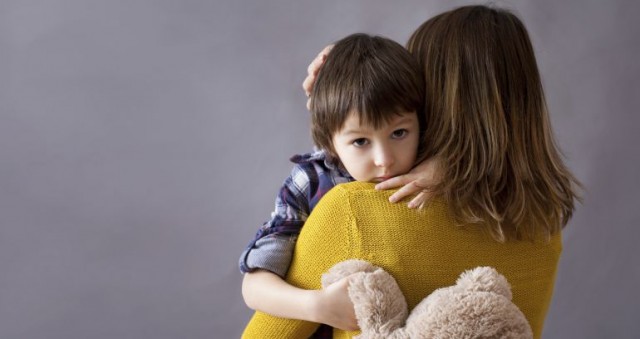 La Generalitat estudia incorporar como cláusula social la contratación de mujeres de familias monoparentales