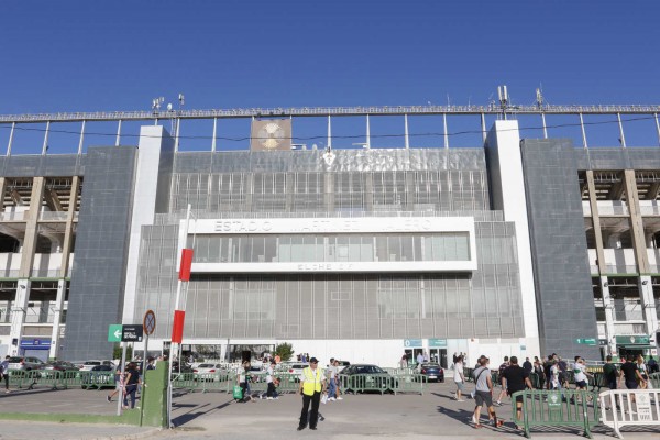 El Elche garantiza ante Hacienda el pago de su deuda con el Martínez Valero y otras 24 fincas