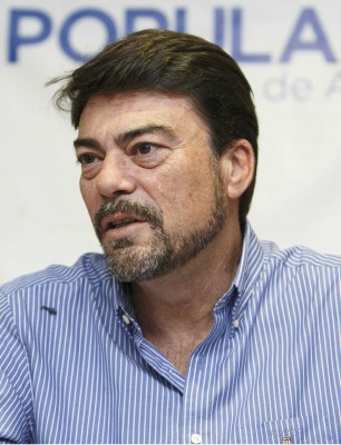 PP y Cs manejan los tiempos y amagan su postura sobre las aperturas en domingo