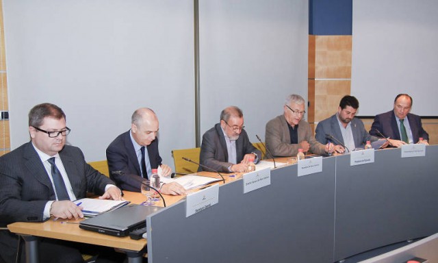 Enésimo bloqueo en Feria Valencia: Climent y Soler se enredan con sus respectivos decretos