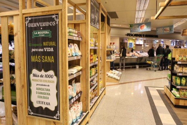 El Corte Inglés lanza en València La Biosfera, la nueva sección 'bio' de su supermercado