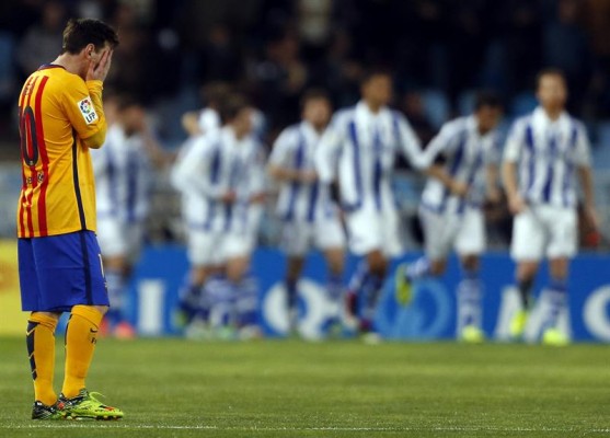 El Barça cae en Anoeta y reaviva la Liga