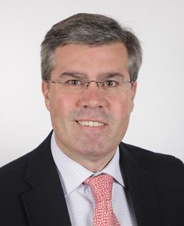 Montoro tendrá como secretarios de Estado a Fernández de Moya y Alberto Nadal