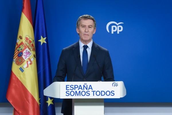 Feijóo dice que Mazón 