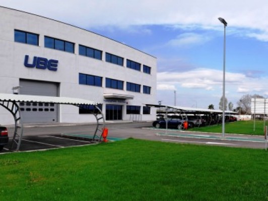 UBE facturó 345 millones en 2015 y alcanzó unos beneficios después de impuestos de 4,5 millones