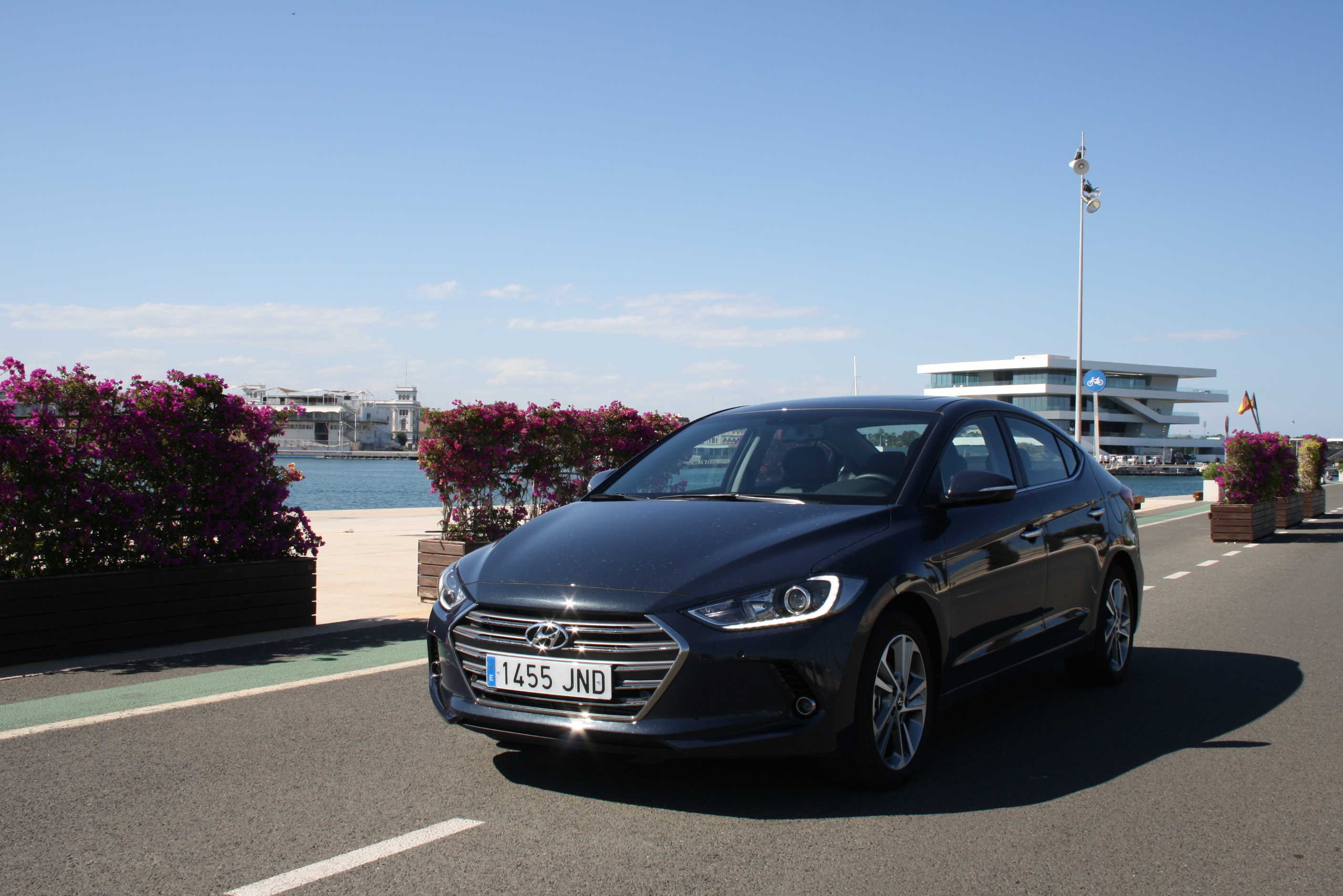 Nuevo Hyundai Elantra: Diseño y seguridad unidos en su máximo esplendor