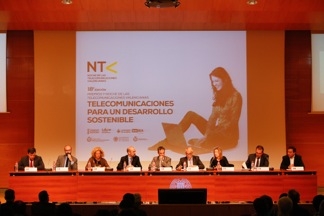 Cerca de 400 personas asisten a los Premios y 
18ª la Noche de las Telecomunicaciones 2016
