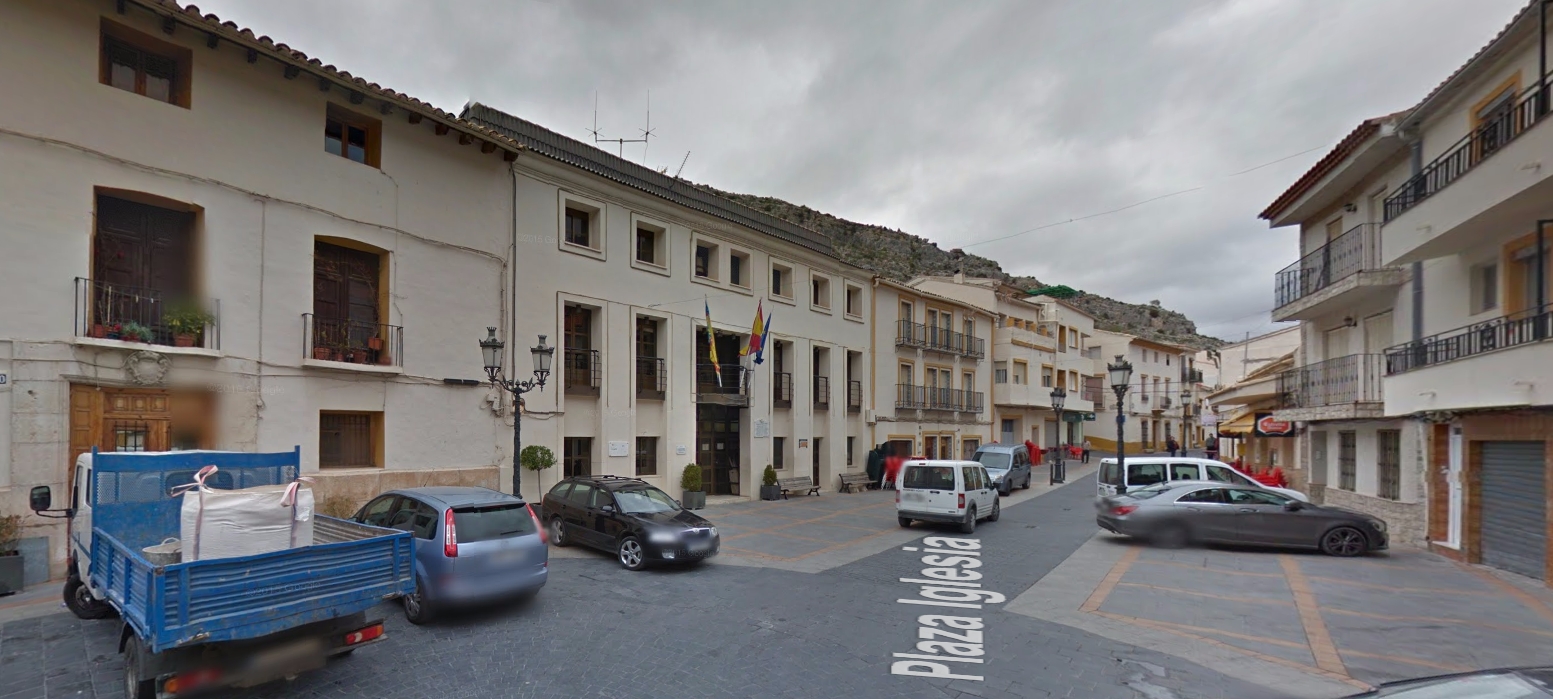 Un juez de Requena investiga contratos irregulares en el Ayuntamiento de Cortes de Pallás