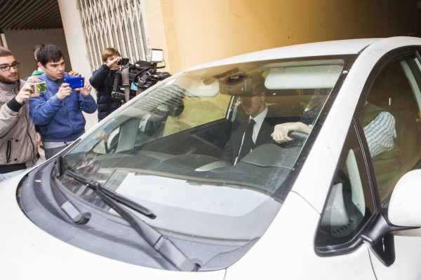  Rus abandona su domicilio de Xàtiva tras más de siete horas de registro