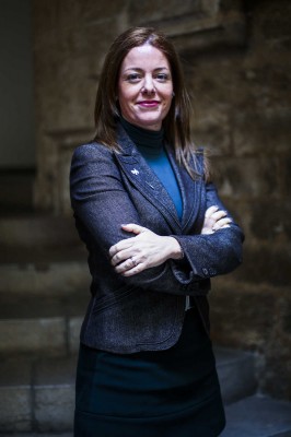 Si Enric Morera diera un paso atrás, Àgueda Micó sería magnífica para liderar el Bloc