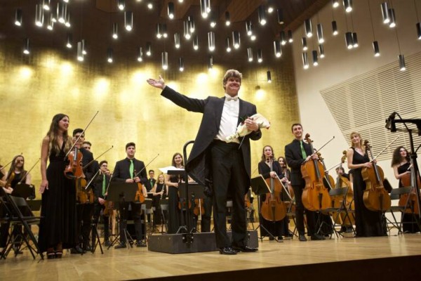La recaudación del concierto de Navidad de la UA y Rotary Club será para damnificados por la DANA