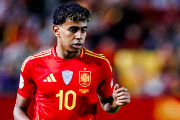 Lamine Yamal no irá con España por una lesión de tobillo y su lugar lo ocupa Bryan Gil