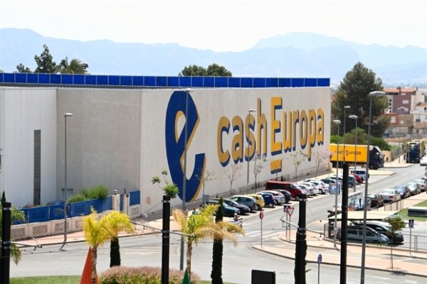 Cash Europa eleva sus ventas hasta los 335 millones con su nuevo centro en el Cabezo ya terminado