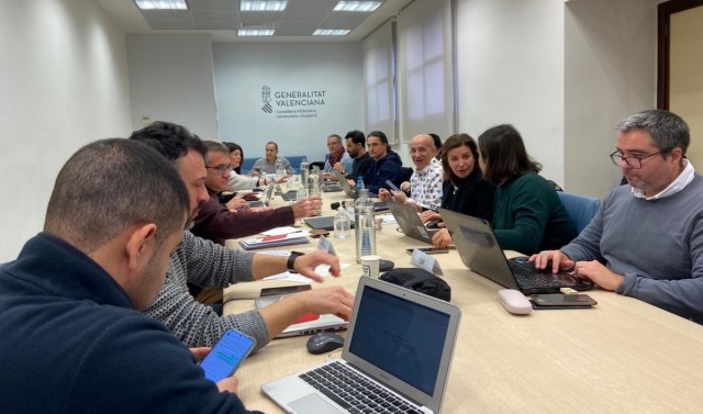 Educación y sindicatos se emplazan a una nueva reunión sobre la orden de plantillas docentes