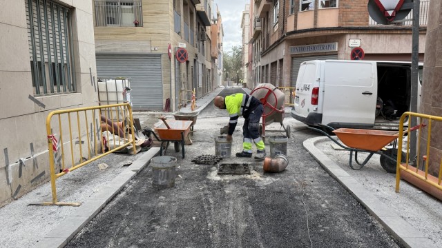 Otra plataforma única en Elche: turno de la calle Velázquez y mejora de accesibilidad