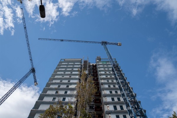 La gestora Aviva pisa fuerte en Valencia con la compra de suelo para 252 viviendas en alquiler