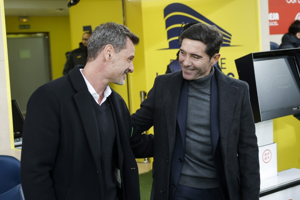 Diego Cocca y Marcelino se saludan antes del Villarreal - Real Valladolid - Carme Ripollés