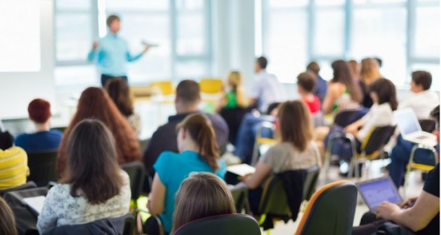 El SEF oferta 504 cursos gratuitos en febrero para formar a 7.000 murcianos