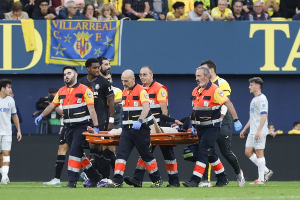 Ilias Akhomach se pierde la temporada por la rotura del ligamento cruzado de la rodilla derecha