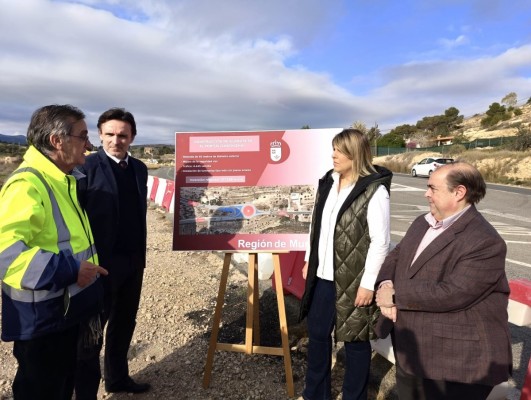 El Portús contará con una glorieta que reforzará la seguridad vial en los accesos turísticos a Cartagena y Mazarrón