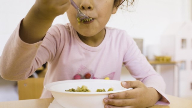 Más del 70 % de los comedores escolares no fríe los alimentos con aceites recomendados