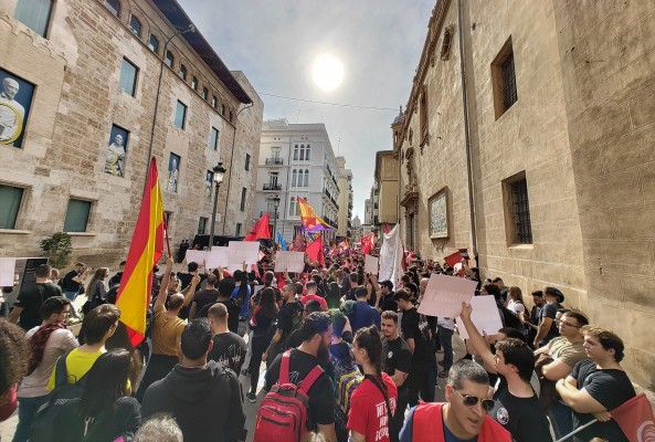 Una concentración convocada por Frente Obrero protesta por la 